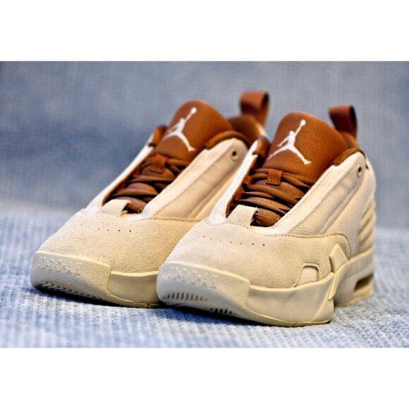 New! Size: 8.5 Women | Nike Jordan Max Aura 6 Legend Light Brown | FQ7943-200 - Picture 10 of 16